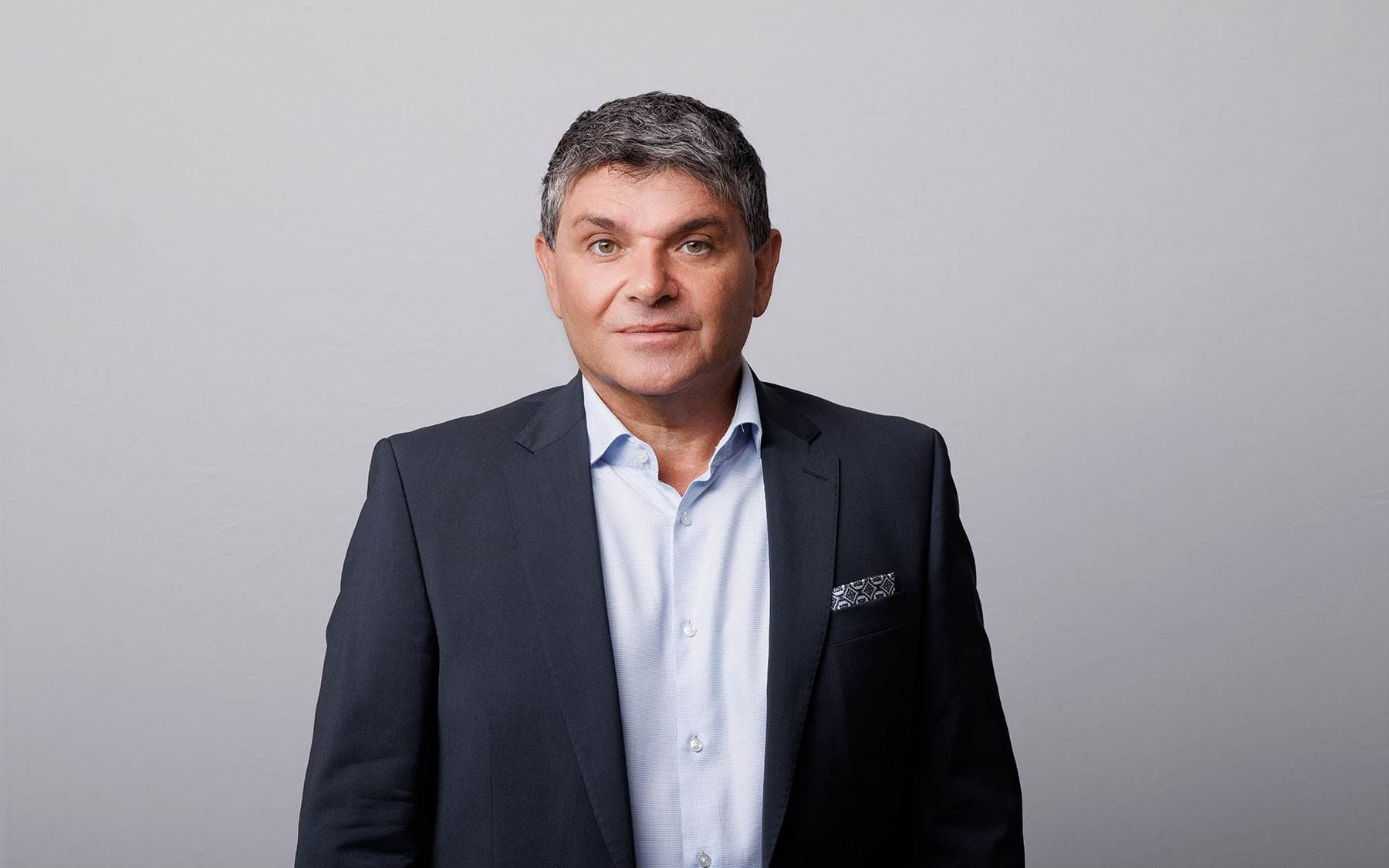 Dr. Sandro Merino